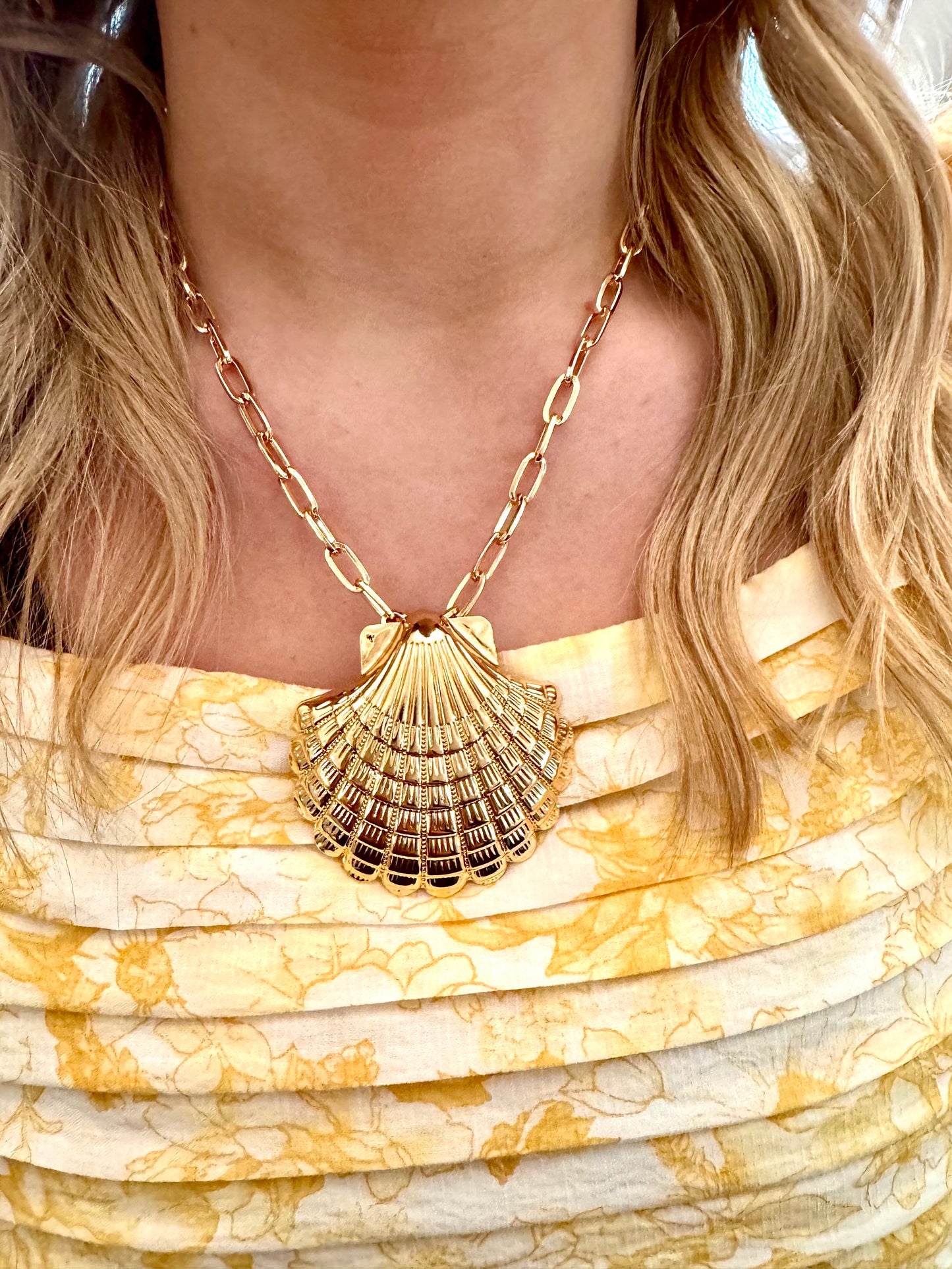 Gold Seashell Necklace